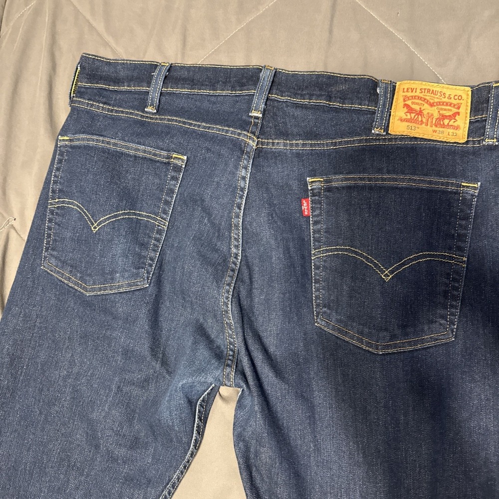 Levis 513 Jeans Mens 38x32 Blue Distressed Slim Straight Pockets Modern - Picture 3 of 9